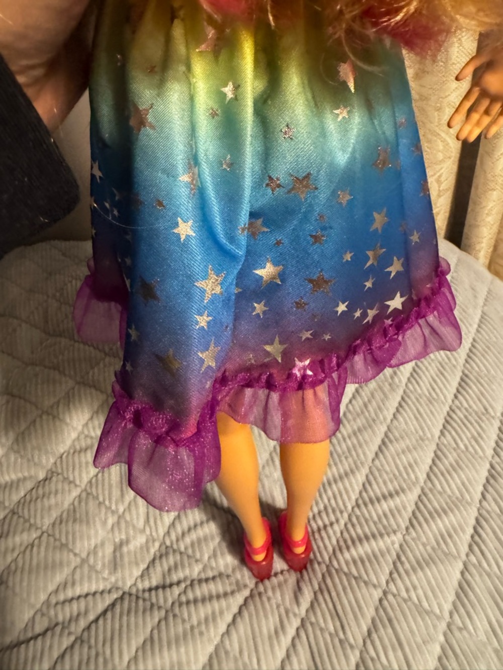 Giant Barbie Doll w/ Rainbow Dress, Large 28" Tall, 2022 Mattel, Blonde Hair HTF - Picture 4 of 14